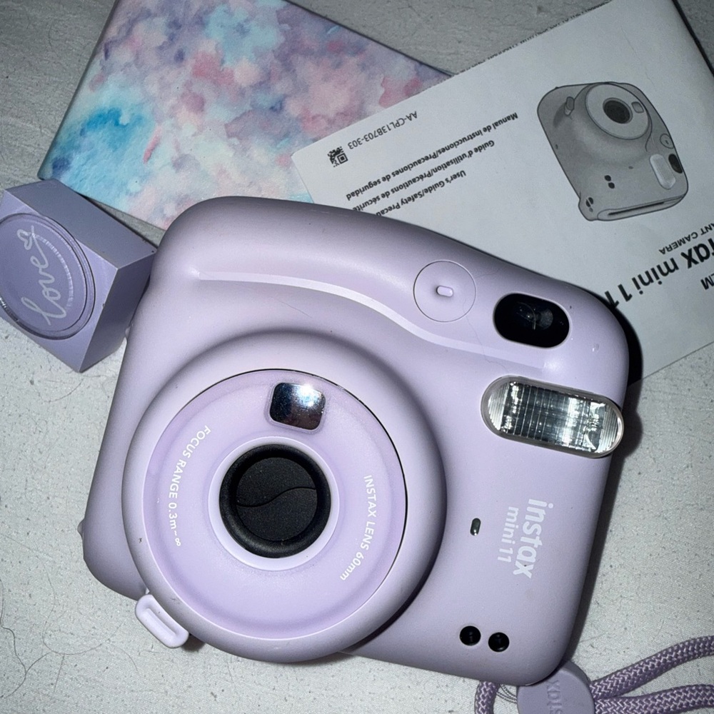 Fujifilm Instax Mini 11 - Lavender Delight